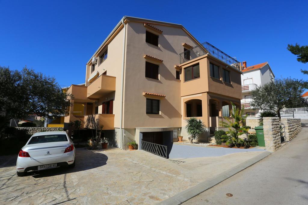 Borik Hills Apartment *